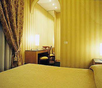 Hotel Lemon Garden Roma
